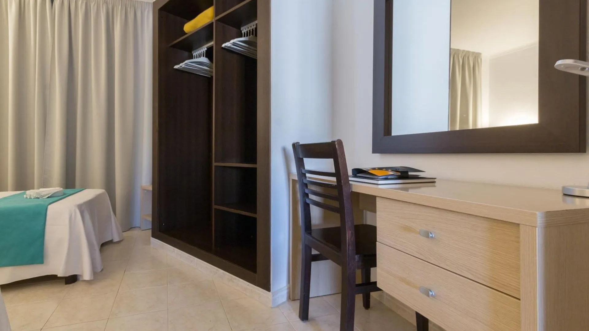 Hotel Orosol By Typic Hotels Сан-Антонио-Абад Испания